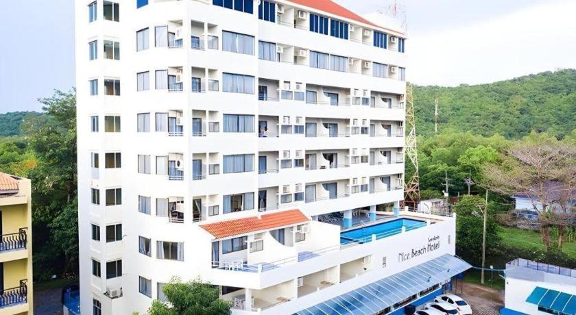 Nice Beach Hotel Rayong Exterior foto